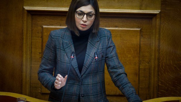 Η-ΝΔ-ζητεί-τη-διαγραφή-Απατζίδη-από-το-ΠΑΣΟΚ-για-το-τουρκολιβυκό-μνημόνιο-–-«Κάνει-το-άσπρο-μαύρο»,-απαντά