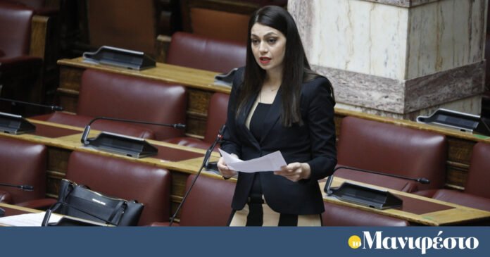 Σάλος-για-τη-δήλωση-της-Μαρίας-Απατζίδη-(ΠΑΣΟΚ):-«Αναγνώρισε»-το-παράνομο-τουρκολιβυκό-μνημόνιο