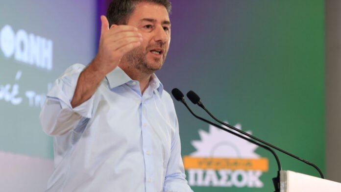 Η-στρατηγική-Ανδρουλάκη-εν-όψει-ΔΕΘ-–-«Πυρετός»-συσκέψεων-για-το-πρόγραμμα-100-ημερών-του-ΠΑΣΟΚ