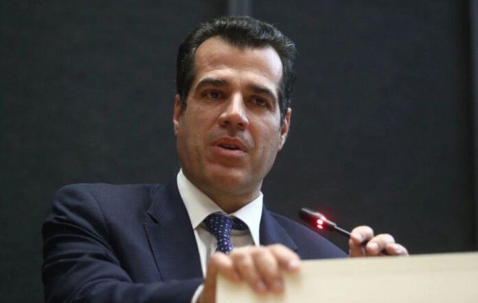 Πλεύρης:-Οι-ΜΚΟ-δεν-μπορούν-να-χαράζουν-πολιτική-και-να-κάνουν-την-Ελλάδα-χώρα-ανοιχτών-συνόρων