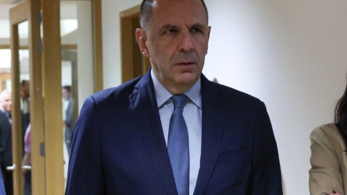 Γεραπετρίτης:-Η-ηλεκτρική-διασύνδεση-Ελλάδας-Κύπρου-αίρει-την-ενεργειακή-απομόνωση-της-Κύπρου