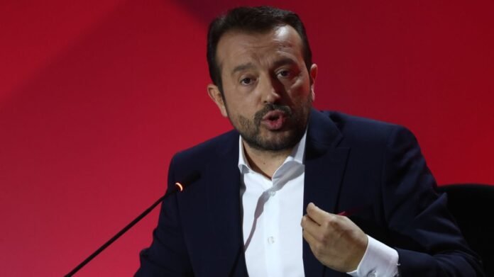 ΣΥΡΙΖΑ-–-Νίκος-Παππάς:-«20-ευρώ-στους-χαμηλόμισθους,-4.000-ευρώ-στους-εκατομμυριούχους»