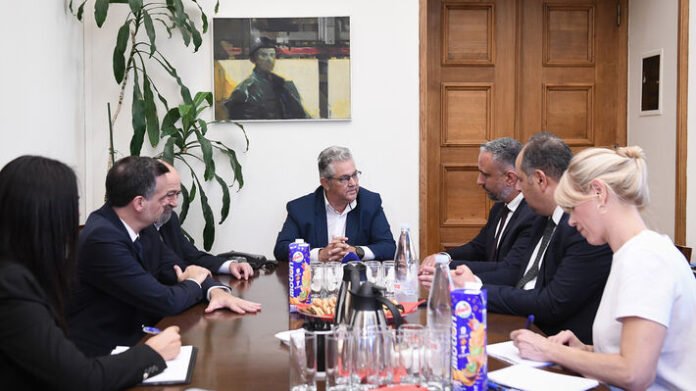 Κάθε-ένας-που-θέλει-να-λέγεται-άνθρωπος-σήμερα-πρέπει-να-είναι-ανοιχτά-και-δραστήρια-με-το-μέρος-του-Παλαιστινιακού-λαού-(video-ΦΩΤΟ)