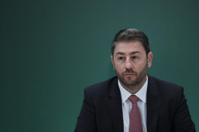 Ανδρουλάκης:-Τα-συστήματα-εξουσίας-Μητσοτάκη-–-Τσίπρα-δεν-έχουν-κανέναν-ηθικό-φραγμό