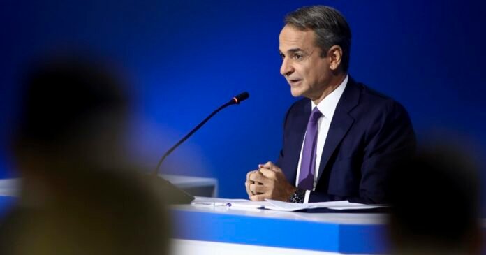 Φορολογία-μεσαίας-τάξης-και-οικογένεια:-Τα-δύο-«όπλα»-στη-φαρέτρα-Μητσοτάκη-στη-«μάχη»-της-ΔΕΘ