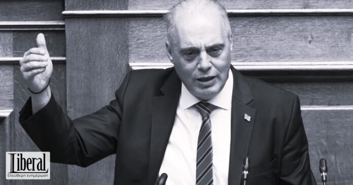 Κ.-Βελόπουλος:-Έξω-από-την-Ευρωπαϊκή-Ένωση,-που-κάνει-πόλεμο-με-τη-Ρωσία