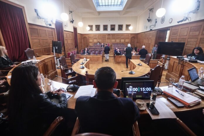 Πηγές-ΝΔ:-«Στ-Τζεδάκης:-Νόμιμη-η-τεχνική-λύση-–-Η-Λιακούλη-αδειάζει-Ν.-Ανδρουλάκη»