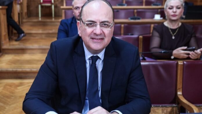 Μ.-Λαζαρίδης:-Το-ΠΑΣΟΚ-έχει-χάσει-την-ψυχραιμία-του-και-ολισθαίνει-σε-δρόμους-επικίνδυνους