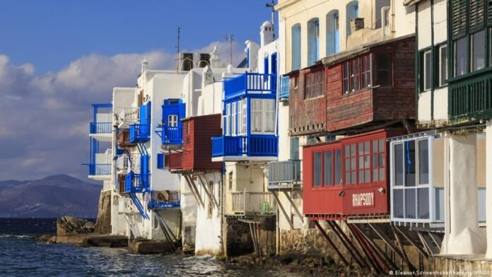 rnd:-Νέα-ρεκόρ-για-τον-ελληνικό-τουρισμό