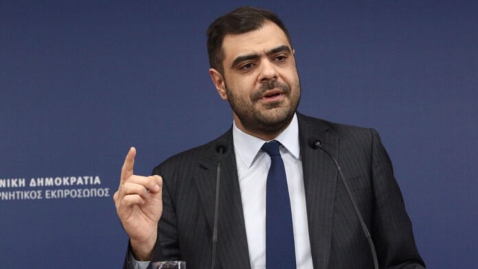 Μαρινάκης:-Η-αντίδραση-του-ΣΥΡΙΖΑ-ήταν-αναμενόμενη,-δεδομένων-των-σχέσεων-με-το-καθεστώς-Μαδούρο