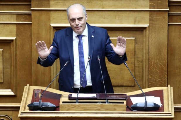 Βελόπουλος:-Οι-αγρότες-δεν-πρέπει-να-σταματήσουν-τον-αγώνα,-εξαργυρώνοντας-με-μερικά-ευρώ-το-μέλλον-τους