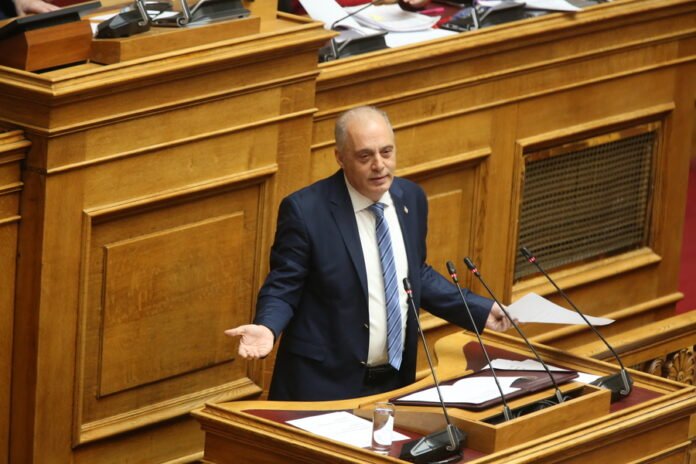 ΑΝΑΚΟΙΝΩΣΗ-ΤΥΠΟΥ-–-ΔΗΛΩΣΗ-ΤΟΥ-ΠΡΟΕΔΡΟΥ-ΤΗΣ-ΕΛΛΗΝΙΚΗΣ-ΛΥΣΗΣ-ΚΥΡΙΑΚΟΥ-ΒΕΛΟΠΟΥΛΟΥ:-ΕΠΙΚΙΝΔΥΝΗ-ΚΥΒΕΡΝΗΣΗ-Η-ΝΕΑ-ΔΗΜΟΚΡΑΤΙΑ