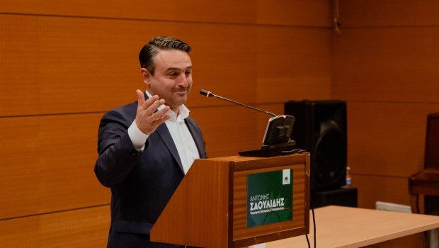 Αλληλοκατηγορίες-μεταξύ-Σαουλίδη-και-ΠΑΣΟΚ-μετά-τη-συμμετοχή-του-στην-βιβλιοπαρουσίαση-του-Τσίπρα-–-Το-τηλέφωνο-στον-Δούκα-και-η-αλλαγή-«πλεύσης»