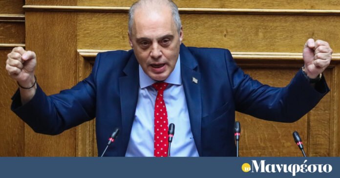 Ο-Βελόπουλος-θέλει-να-κυβερνήσει-με-συνθήματα,-αριθμούς-στον-αέρα-και-πως-«όλοι-λένε-ψέματα»