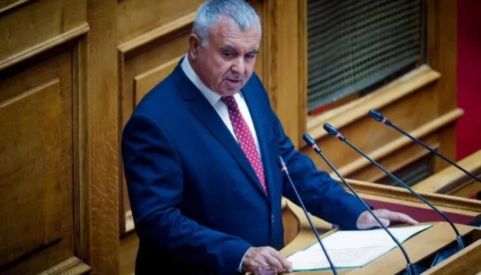 Το-ΠΑΣΟΚ-Κίνημα-Αλλαγής-καλωσορίζει-τη-Φ/Γ-«ΚΙΜΩΝ»-στα-Ελληνικά-Ύδατα