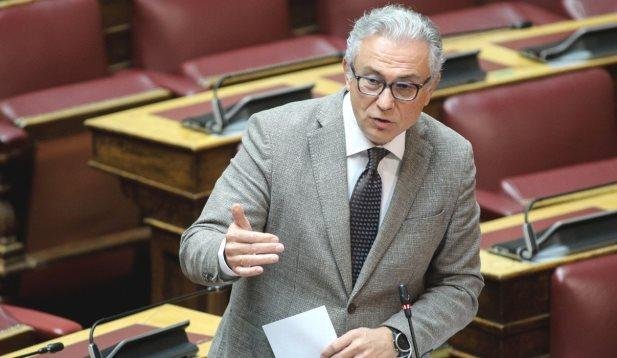 Νέα-Δημοκρατία:-Ο-Ρουσόπουλος-αναλαμβάνει-το-τιμόνι-του-16ου-συνεδρίου