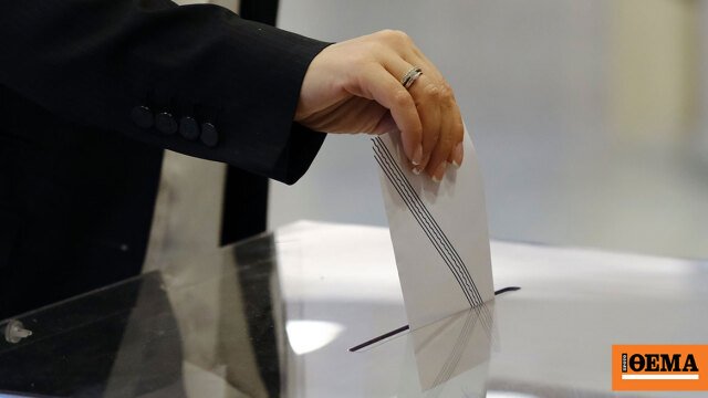 mrb:-Έπεσε-στην-3η-θέση-το-ΠΑΣΟΚ,-το-πέρασε-ξανά-η-Πλεύση,-στις-16-μονάδες-το-προβάδισμα-της-ΝΔ-–-Από-πού-παίρνουν-Τσίπρας-και-Καρυστιανού