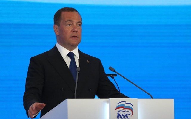 Ντ.-Μεντβέντεφ:-Ο-Τραμπ-είναι-ένας-αποτελεσματικός-ηγέτης-που-επιδιώκει-την-ειρήνη