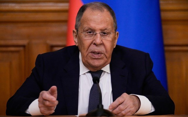 Λαβρόφ:-“Μένει-ακόμη-πολύς-δρόμος”-στις-ειρηνευτικές-συνομιλίες-για-την-Ουκρανία