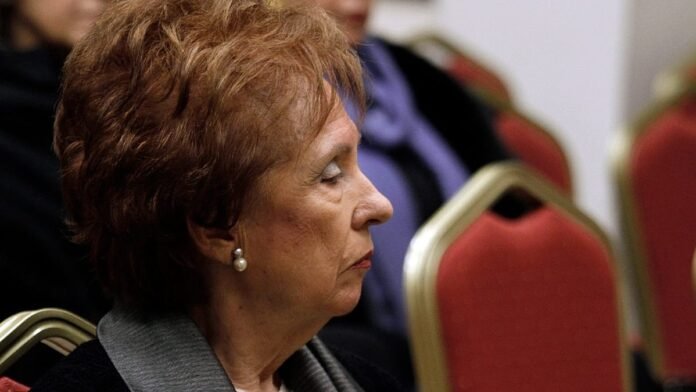 Ελλάδα:-Πέθανε-η-Άννα-Ψαρούδα