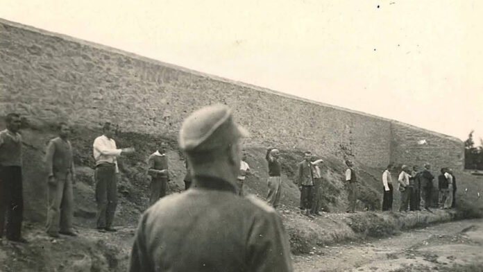 Επιστολή-του-Δημήτρη-Κουτσούμπα-προς-τον-Πρόεδρο-της-Βουλής-και-τους-Υπουργούς-Εσωτερικών-και-Πολιτισμού-για-τα-φωτογραφικά-ντοκουμέντα-με-τους-200-εκτελεσμένους-κομμουνιστές-στην-Καισαριανή