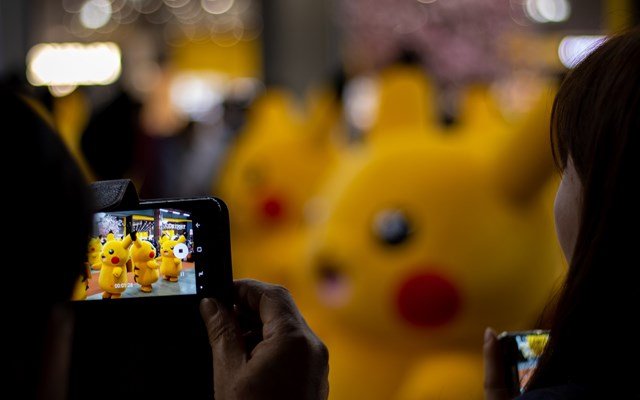 ΗΠΑ:-Κάρτα-pokemon-πουλήθηκε-για-το-ποσό-ρεκόρ-των-16-εκατ-δολ.-–-Ποιος-την-αγόρασε