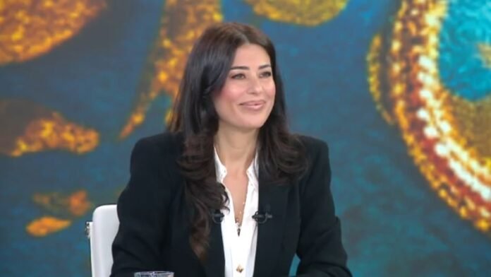 Αφροδίτη-Λατινοπούλου:-«Δεν-έγινε-ποτέ-πρόταση-στην-Καρυστιανού-να-έρθει-στη-Φωνή-Λογικής-–-Ταινία-τρόμου-η-συνεργασία-με-Μητσοτάκη»