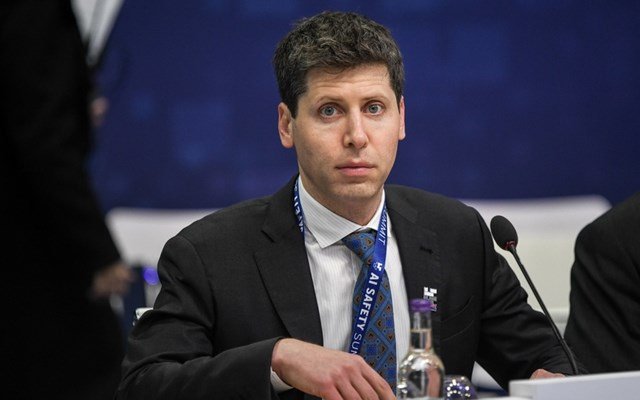 Άλτμαν-(openai):-Ζητά-“επειγόντως”-κανόνες-απέναντι-στην-ιλιγγιώδη-ανάπτυξη-της-Τεχνητής-Νοημοσύνης