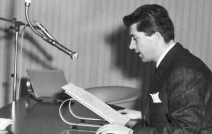 Μπακογιάννης-για-το-κλείσιμο-της-ελληνικής-υπηρεσίας-της-deutsche-welle:-Ήταν-η-φωνή-του-πατέρα-μου