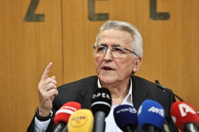 Νέα-«πυρά»-ΠΑΣΚΕ-κατά-ΠΑΣΟΚ:-Επιχειρούν-αθόρυβη-διάσπαση,-κρύφτηκαν-ως-«δειλοί-και-αδύναμοι-αντάμα»