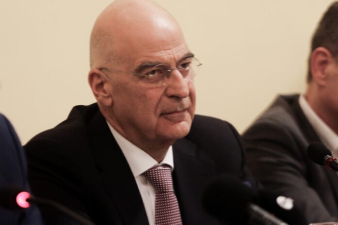 Τα-αρχικά-του-Νίκου-Δένδια-(ΝΔ)-και-το-Νίκος-–-Δάφνη