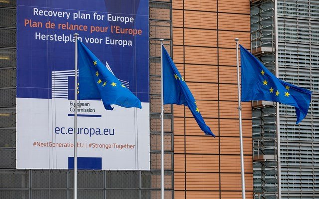 Η-πρώτη-ανακοίνωση-Κομισιόν-μετά-την-απόφαση-του-Ανώτατου-Δικαστηρίου-των-ΗΠΑ:-“Η-συμφωνία-είναι-συμφωνία”