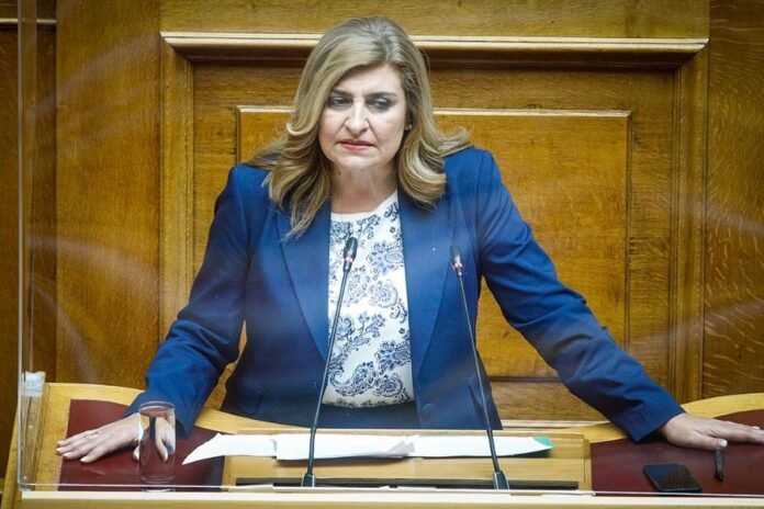 ΠΑΣΟΚ:-«Η-Κυβέρνηση-«φακελώνει»-με-πρόσχημα-τη-διαφθορά-–-Κόλαφος-η-Αρχή-Προστασίας-Προσωπικών-Δεδομένων!»