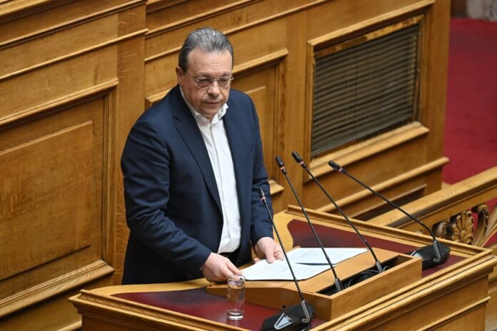 Φάμελλος-για-Τέμπη:-Θα-συνεχίσουμε-να-είμαστε-στο-πλευρό-των-οικογενειών-στηρίζοντας-τον-αγώνα-τους-για-δικαιοσύνη