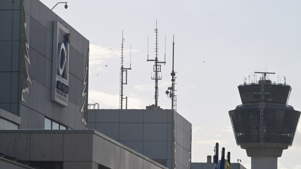 ΠΑΣΟΚ:-Κρίσιμα-ερωτήματα-για-τον-θάνατο-της-Μαρίας-Λαδά-στο-«Ελ.-Βενιζέλος»-–-«Οργή-για-την-ανεπάρκεια-υποδομών»