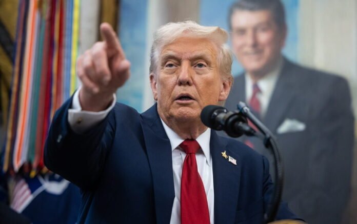 Δημοσκόπηση-reuters-/-Οι-Αμερικανοί-δεν-«βλέπουν»-την-οικονομική-άνθηση-που-περιγράφει-ο-Τραμπ