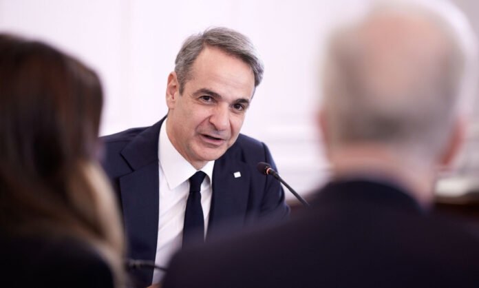 Η-εβδομαδιαία-ανασκόπηση-του-Κυριάκου-Μητσοτάκη:-Η-Ελλάδα-στέκεται-με-ψυχραιμία,-δύναμη-σταθερότητας