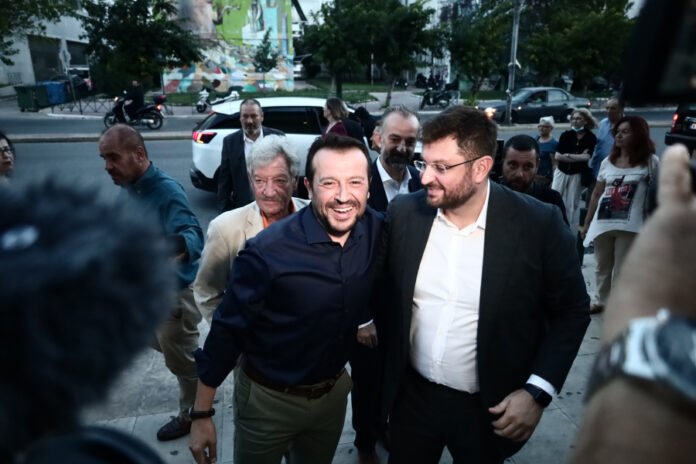 Ο-Ζαχαριάδης-«απαντάει»-στον-Παππά