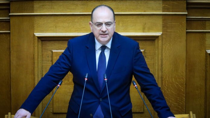 Λαζαρίδης-για-ΟΠΕΚΕΠΕ:-Το-ΠΑΣΟΚ-πήγε-για-μαλλί-και-βγήκε-κουρεμένο,-με-προφυλακισμένο-τον-κουμπάρο-του…