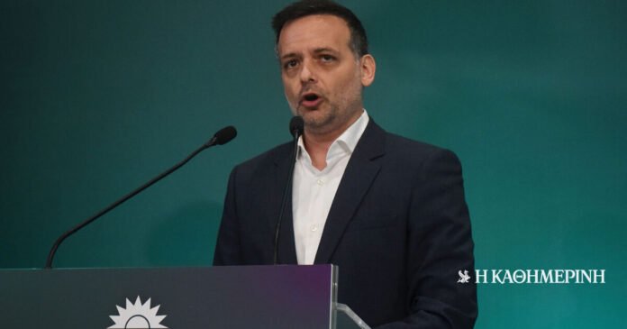 Δούκας:-«Φύρδην-μίγδην»-η-διεύρυνση-στο-ΠΑΣΟΚ