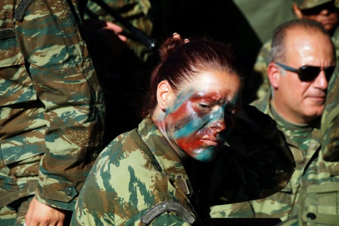 ΚΚΕ-για-εθελοντική-στράτευση-γυναικών:-«Είμαστε-ριζικά-αντίθετοι»