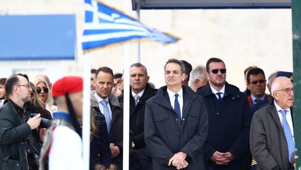 Μητσοτάκης-για-την-25η-Μαρτίου:-Αναγκαιότητα-η-επένδυση-στην-εθνική-άμυνα-–-Η-Ελλάδα-προχωρά-σταθερά-και-τολμηρά-μπροστά