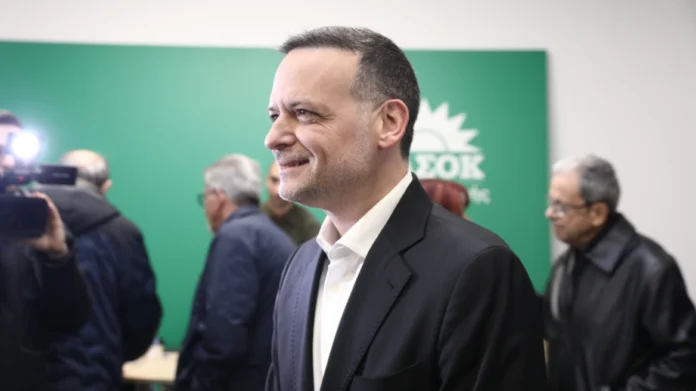 Εσωκομματική-πίεση-στο-ΠΑΣΟΚ-για-απόλυτο-«όχι»-σε-συνεργασία-με-ΝΔ