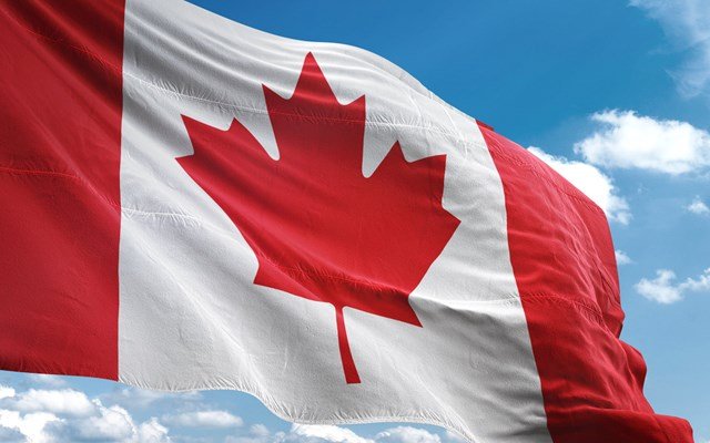 Όλοι-οι-Καναδοί-ηγέτες,-συμπεριλαμβανομένων-των-διευθυντών-εταιριών,-πρέπει-να-μιλούν-γαλλικά-και-αγγλικά