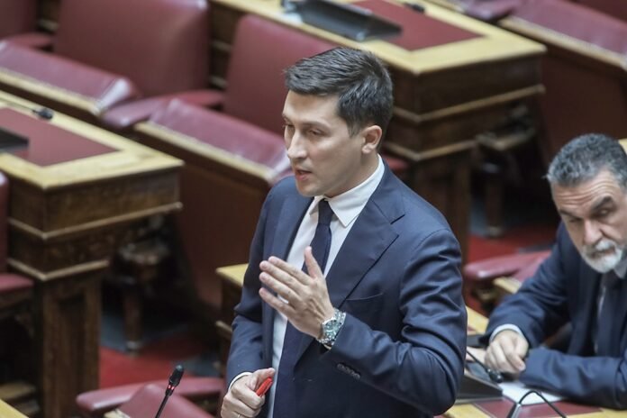 Παύλος-Χρηστίδης:-«Φοβούνται-τη-δικαιοσύνη-οι-υπουργοί-της-κυβέρνησης-που-δεν-προσφεύγουν-για-το-predator;»