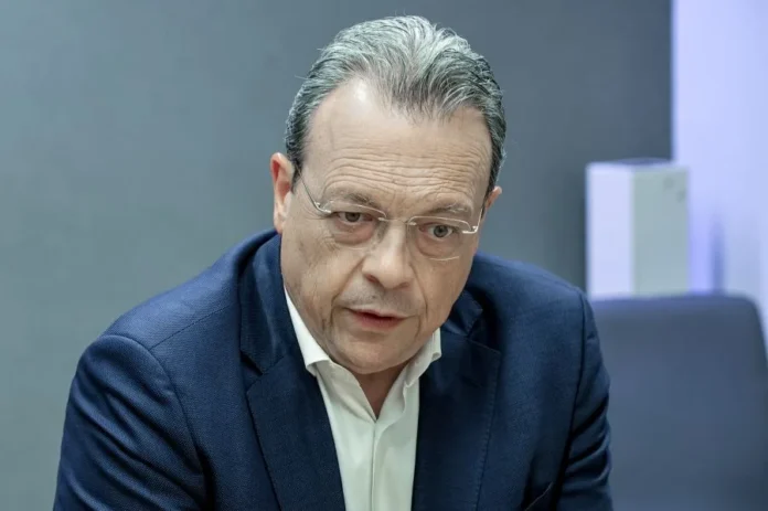 Σ.-Φάμελλος:-Το-ΠΑΣΟΚ-οδηγείται-σε-ένα-ιστορικό-λάθος,-της-αυτονομίας