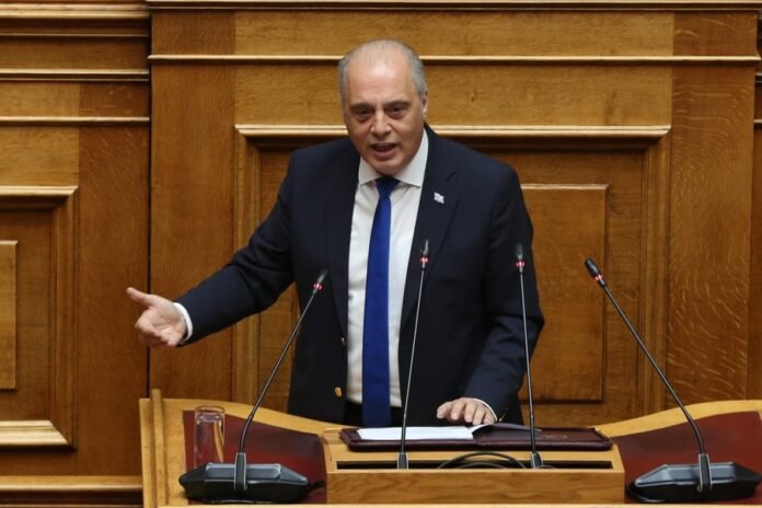 ΑΝΑΚΟΙΝΩΣΗ-ΤΥΠΟΥ-–-ΔΗΛΩΣΗ-ΤΟΥ-ΠΡΟΕΔΡΟΥ-ΤΗΣ-ΕΛΛΗΝΙΚΗΣ-ΛΥΣΗΣ-ΚΥΡΙΑΚΟΥ-ΒΕΛΟΠΟΥΛΟΥ-ΓΙΑ-ΤΙΣ-ΕΞΕΛΙΞΕΙΣ-ΣΤΟ-ΣΚΑΝΔΑΛΟ-ΤΩΝ-ΥΠΟΚΛΟΠΩΝ