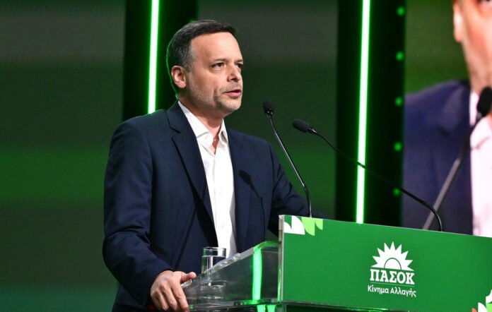 Συνέδριο-ΠΑΣΟΚ-–-Δούκας:-Δεν-θα-πρέπει-να-συγκυβερνήσουμε-με-τη-ΝΔ-σε-κανένα-σενάριο-μετά-τις-εκλογές