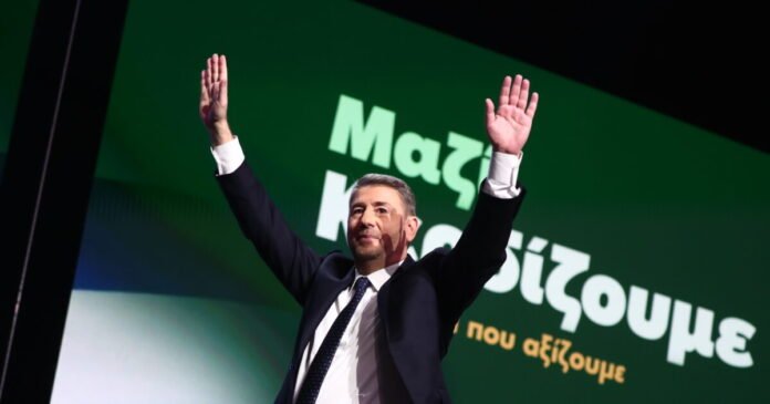 Συνέδριο-ΠΑΣΟΚ:-Δείτε-live-την-τελευταία-των-εργασιών,-το-μεσημέρι-η-ομιλία-Ανδρουλάκη