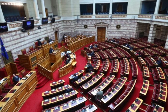 Πολιτικές-αντιδράσεις-για-την-κυριακάτικη-ανάρτηση-του-πρωθυπουργού